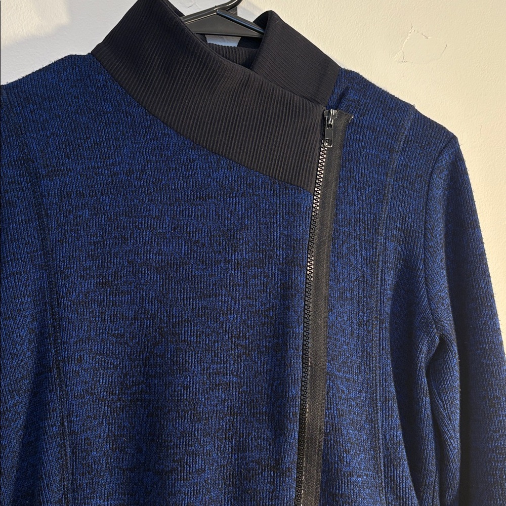 Vimmia Asymmetrical Zip Yoga Jacket